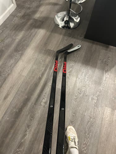 PRO Redline RH 70 Flex HOSSA Hockey Stick 2 Pack