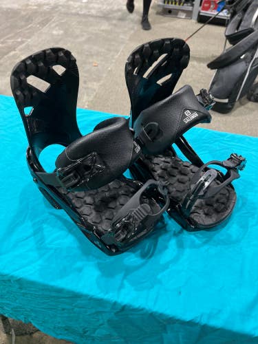 Used Small Kid's Salomon Rhythm Snowboard Bindings All Mountain