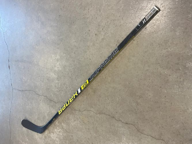 Used Senior Bauer Supreme 2S Team Hockey Stick Right Handed P92 (Cut)