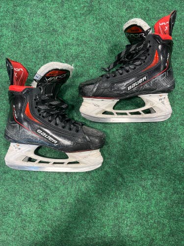 Used Junior Bauer Vapor 3X Pro Hockey Skates Regular Width Size 3