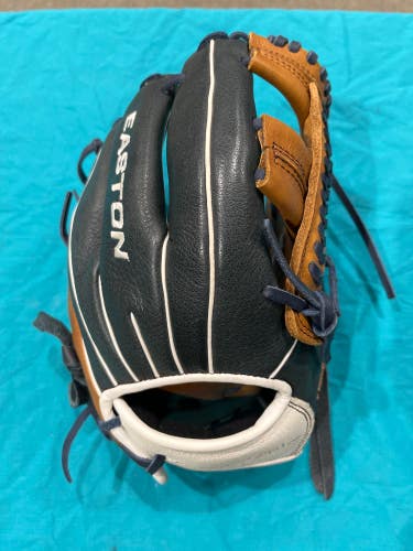 Brown Used Easton Tournament elite Right Hand Throw Outfield Baseball Glove 11.5"