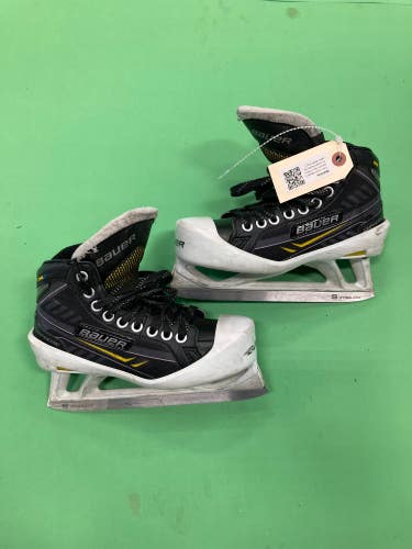 Used Junior Bauer Supreme One.7 Hockey Goalie Skates Regular Width Size 2