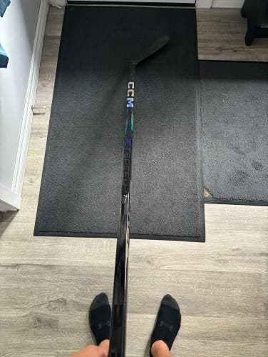 New Senior CCM Right Handed P29 85 Flex Jetspeed FT7 Pro Hockey Stick