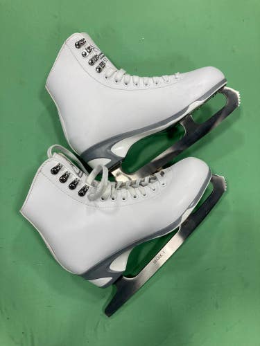 Jackson 500 Women's Size 8 Figure Skates