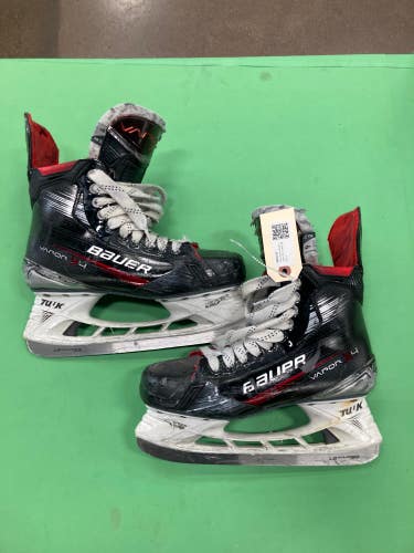 Used Senior Bauer Vapor X4 Hockey Skates 9