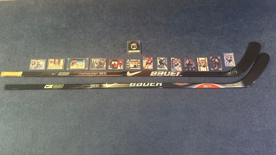 Richards Gagne sticks,cards,puck