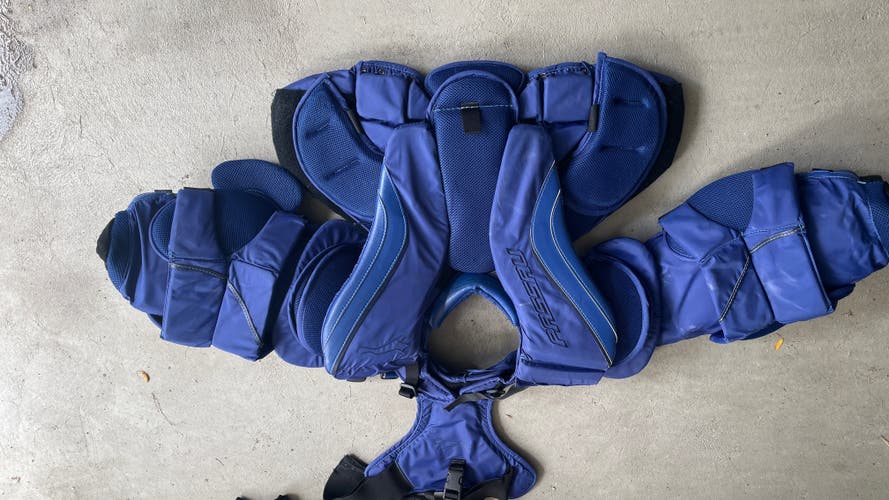 Used Small / Medium Passau Goalie Chest Protector - good for smaller goalies!