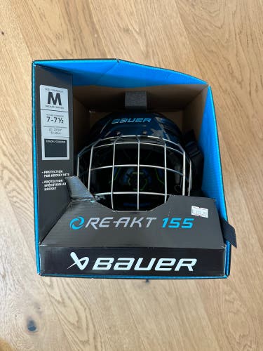 Hockey Helmet - Bauer Reakt 155 - Like NEW