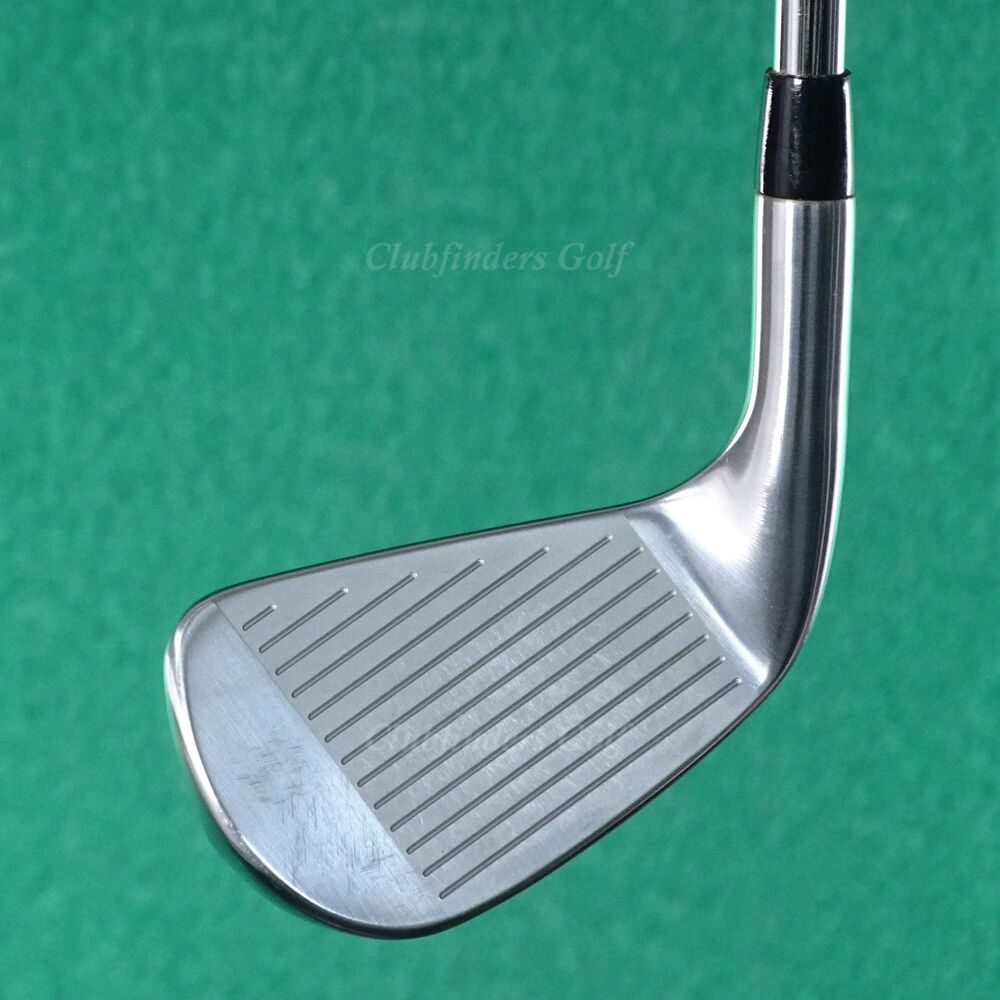 Fers Titleist T100 2023 4-P – Droitiers, Shafts S300 Rigides, Grips Midsize
