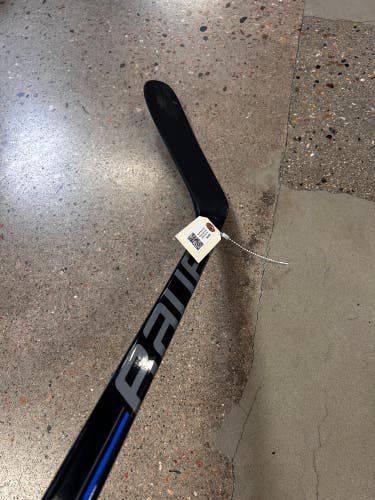 Used Senior Bauer Nexus 2000 Hockey Stick Left Hand P88