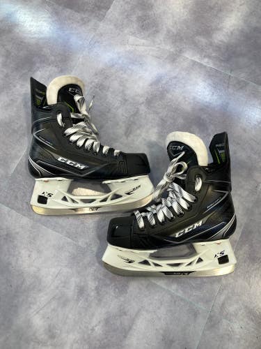 Used Junior CCM RibCor 76K Hockey Skates Regular Width Size 1