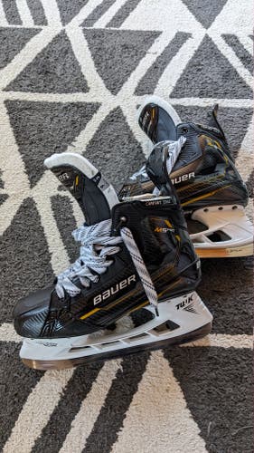 Bauer M5 pro skates