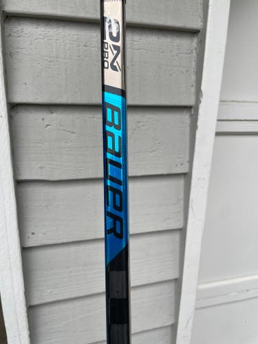 Bauer 2N Pro LH Intermediate P14 65 Flex Hockey Stick