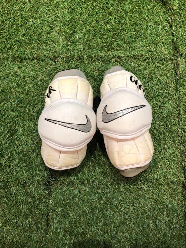 Used Small Adult Nike Vapor Arm Pads