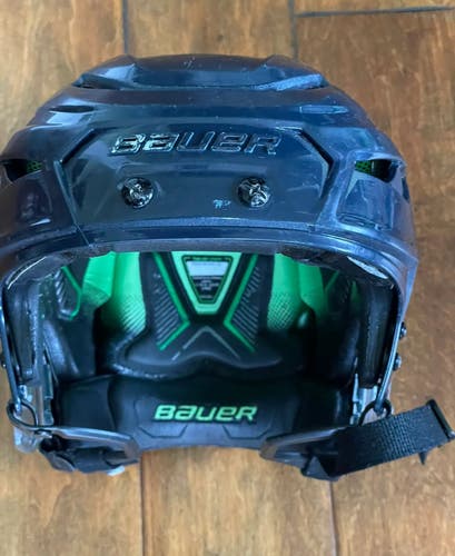 Blue Bauer Senior Hyperlite M/L Helmet