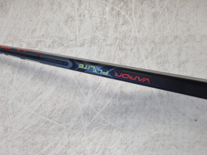 Used Senior Bauer Vapor FlyLite Right Handed Hockey Stick PM9