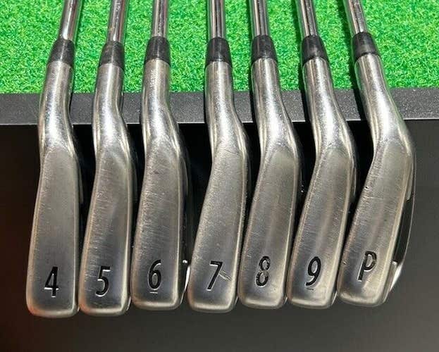 Titleist 712 AP1 4-PW Iron Set Regular Dynalite Gold XP RH - Used