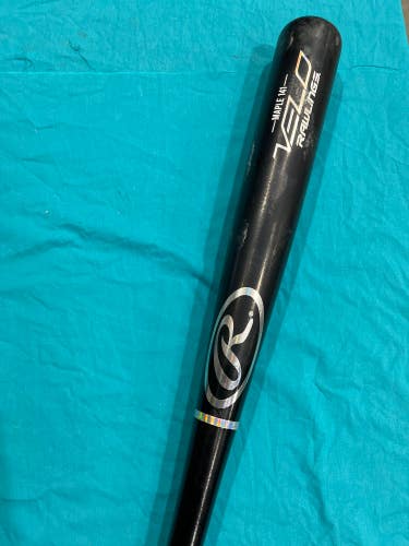 Used Rawlings Velo Maple 33" Bat