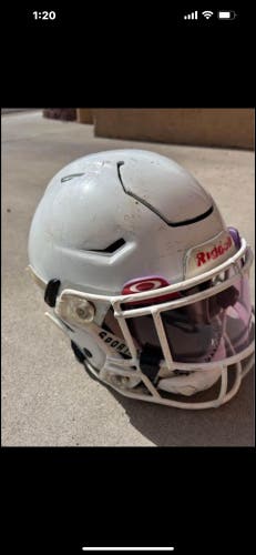 Used Adult Riddell SpeedFlex Helmet