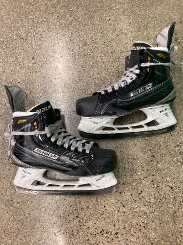 Used Intermediate Bauer Supreme MX3 Hockey Skates | Size 4.5 EE