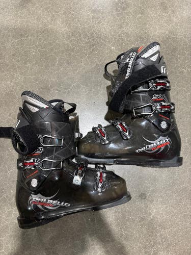 Used Men's Dalbello Venom All Mountain Ski Boots Medium Flex