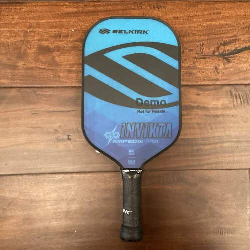 selkirk amped Invikta pickleball Paddle 8.1oz