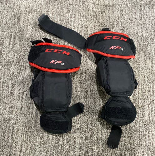 CCM Jr Goalie Knee Pads