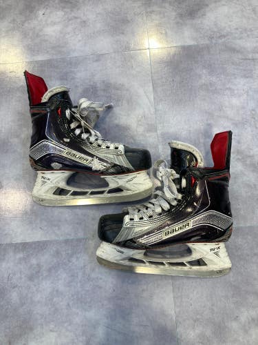 Used Intermediate Bauer Vapor 1X Hockey Skates Regular Width Size 5.5