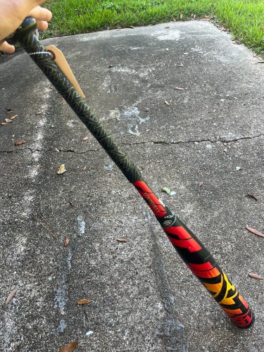 Black Used Louisville Slugger LXT Bat (-11) Composite 21 oz 32"