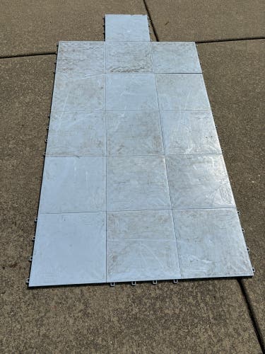 Used SWEET HOCKEY Floor Tiles (16 Pack)