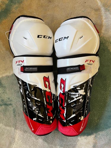 Ccm Jetspeed FT4 14” Shin Guards