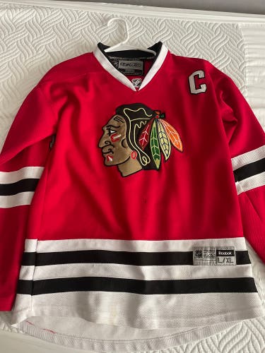 Chicago Blackhawks Red Jersey- Jonathan Toews