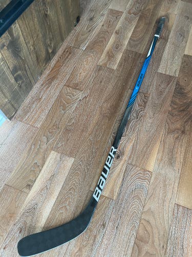 Bauer Hyperlite Stick 65 flex blue