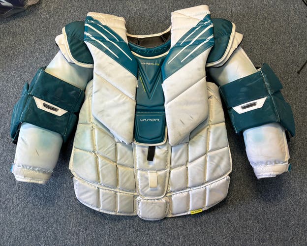 Bauer Hyperlite Chest Protector