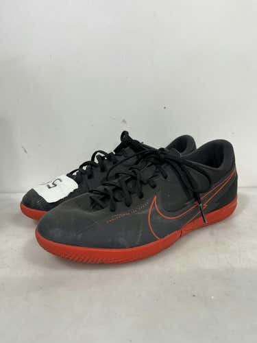 Used Nike Mecurial Senior 5.5 Indoor Soccer Indoor Cleats