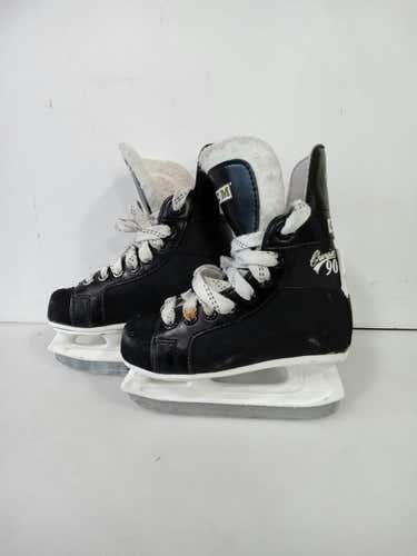 Used Ccm Champ 90 Youth 11.0 Ice Hockey Skates