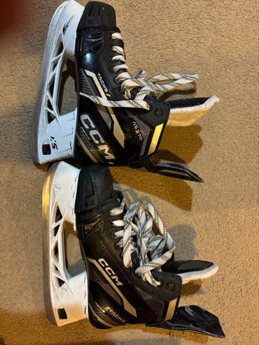 Used Senior CCM Tacks AS-570 Hockey Skates Wide Width 7