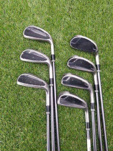 2010 CLEVELAND HB3 IRON SET 4-PW,SW (NO 9 IRON) REGULAR ULTRALITE 65G FAIR