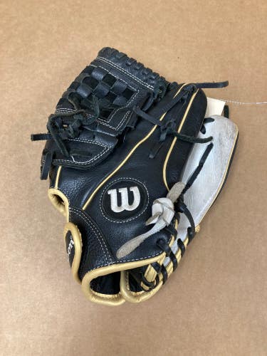 Used Wilson A550 Right Hand Throw Baseball Glove 12"