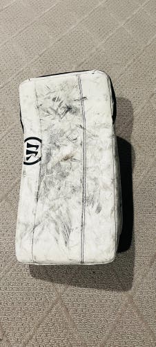 Hockey goalie blocker Warrior R/GT2 Jr