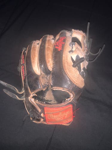 Used  Infield 11.5" Baseball Glove