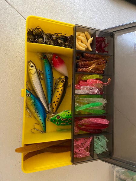 Mini tackle box of fishing lures