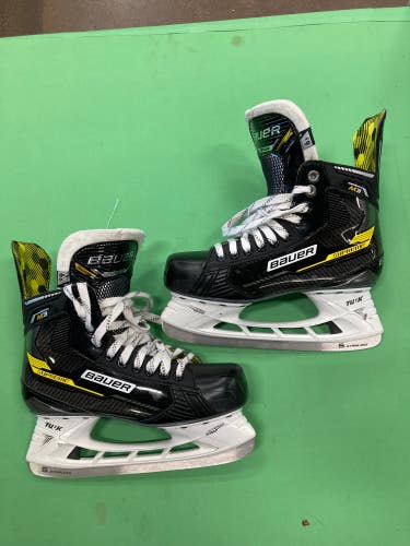 Used Senior Bauer Supreme M3 Hockey Skates Regular Width Size 6.5