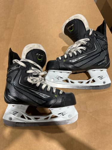 Used Junior CCM RibCor 44K Pump Hockey Skates Regular Width Size 4