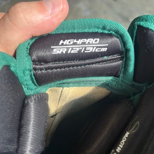 Forest green CCM size 12 Hockey Gloves