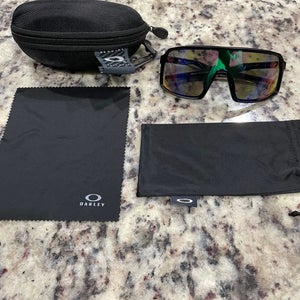New Unisex Oakley Sutro Sunglasses