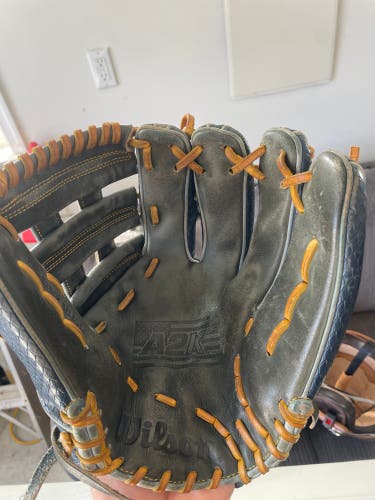 Wilson A2K Infield Baseball Glove