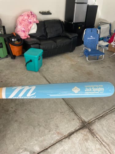 Used  Marucci Wood 30.5 oz 33.5" Pro Cut Bat