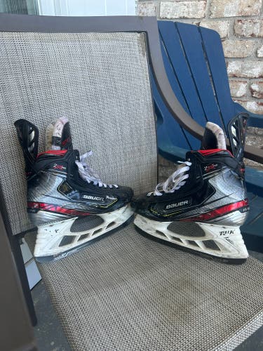 Used Senior Bauer Regular Width 7.5 Vapor 2X Pro Hockey Skates