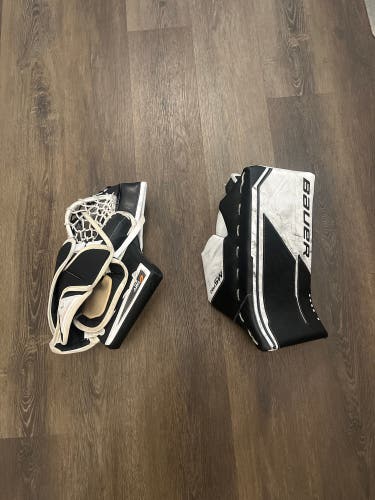 Bauer Int. M5 Glove and Blocker